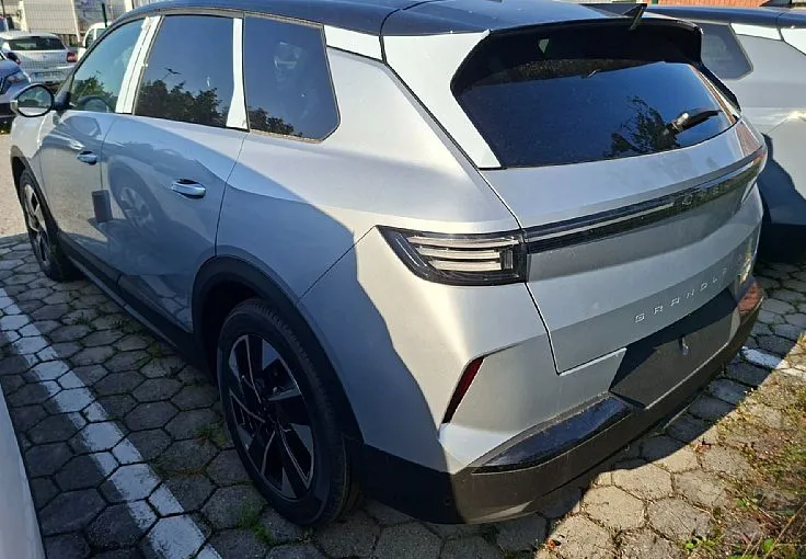 Zunanja slika - Opel Grandland - Elektro GS 73 kWh - 4