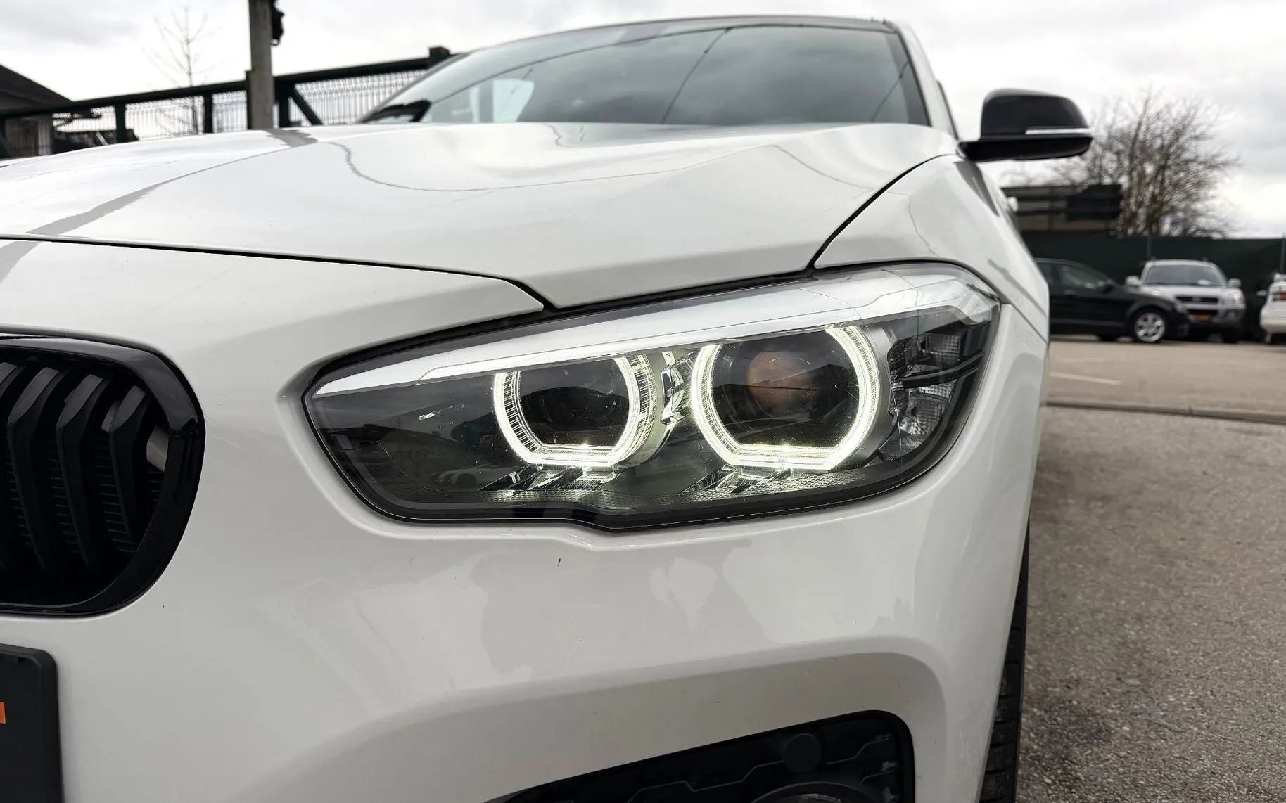 Zunanja slika - BMW Serija 1 - : 118i M Sport Shadow 1.LASTNIK FULL LED NAVI ALU 18 - 9