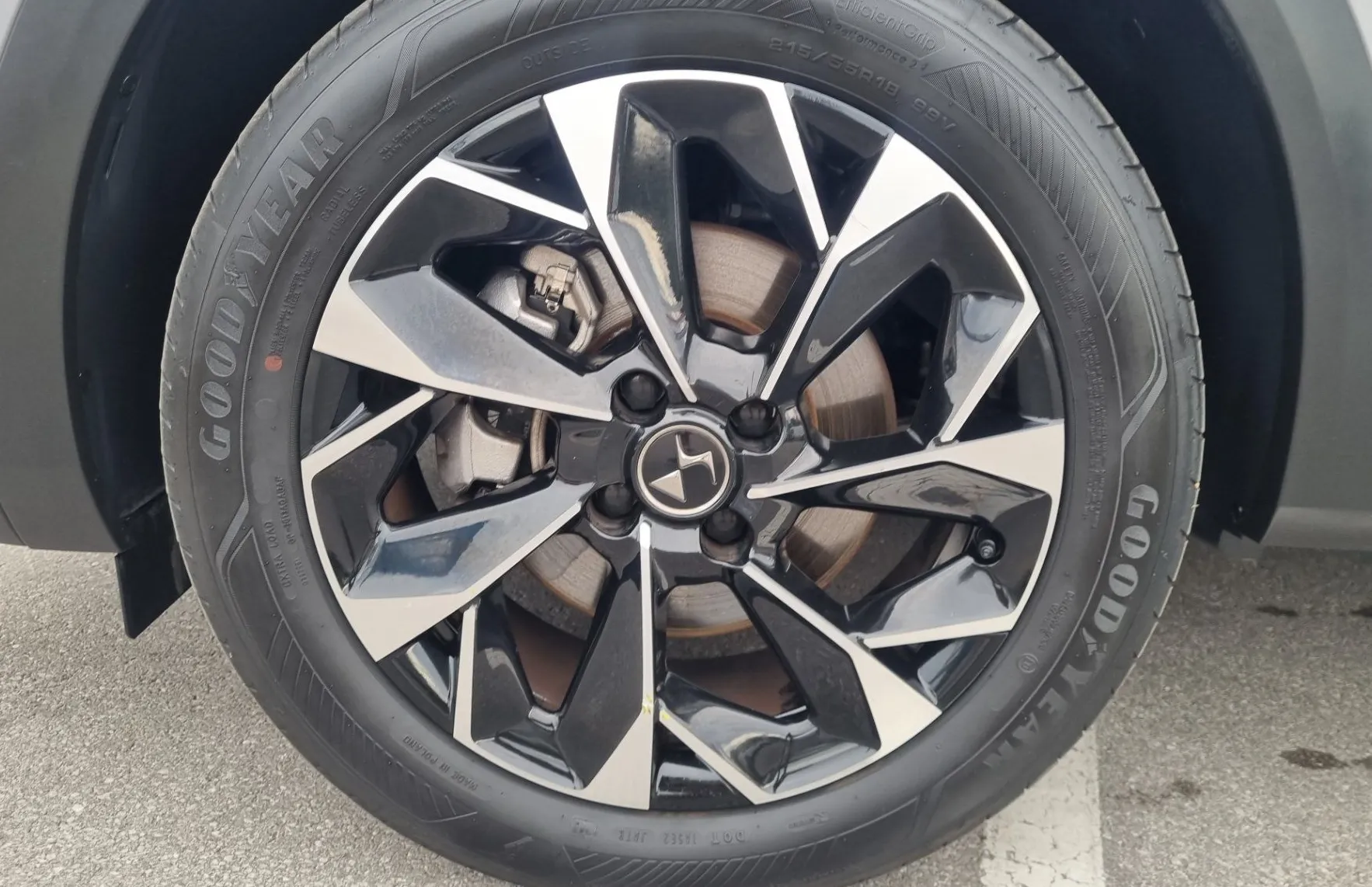Zunanja slika - DS DS 3 - 1.2 MHEV Étoile Avtomatik - SAMO 17.423KM - 14