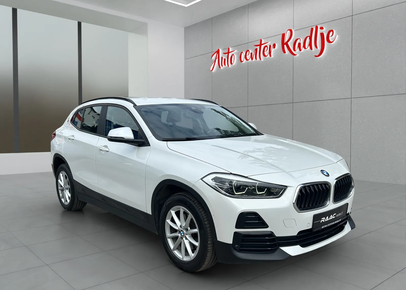 Zunanja slika - BMW X2 - 18I SDRIVE - 1