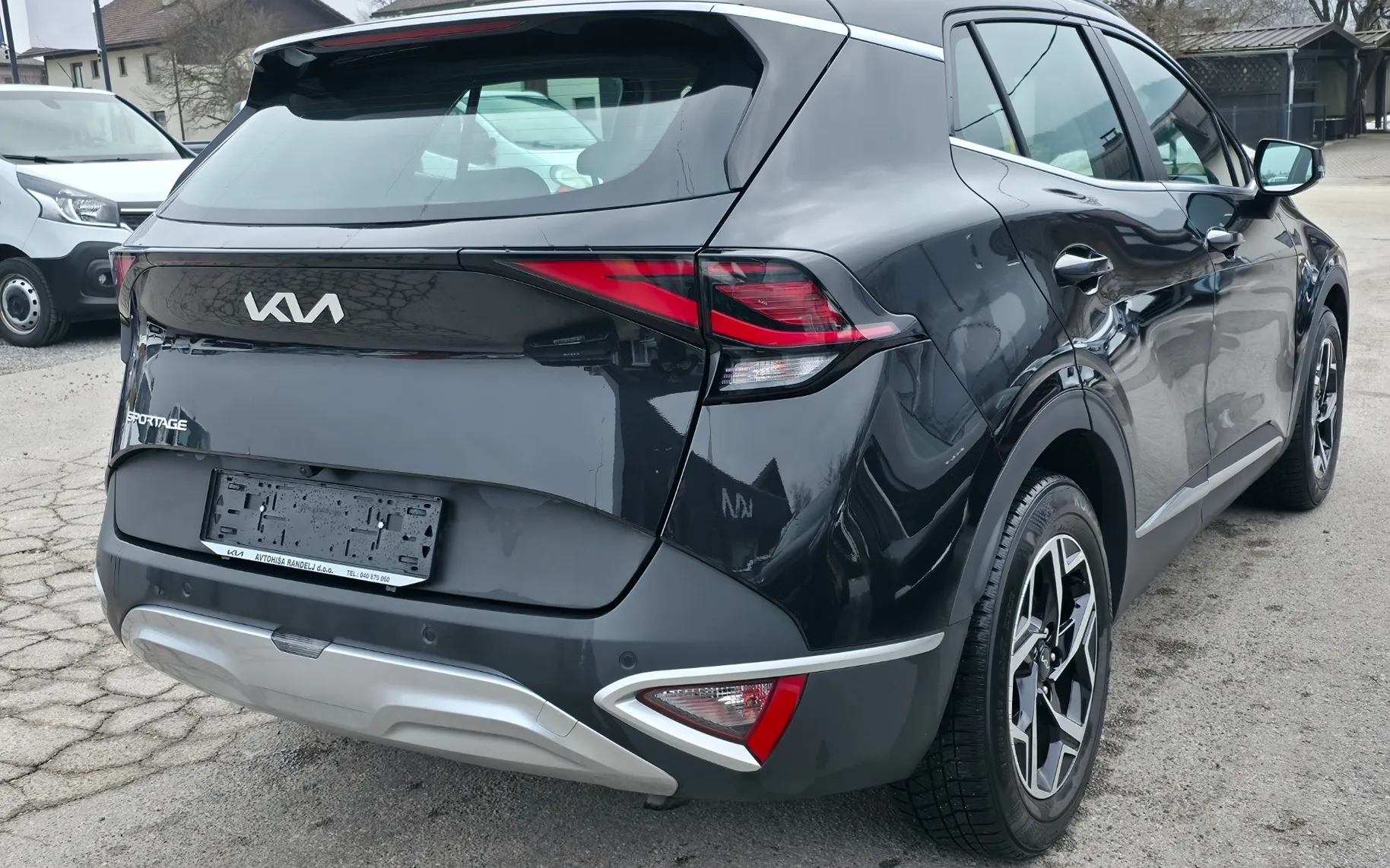Zunanja slika - KIA Sportage - 1.6 T-GDI FRESH DCT - 4