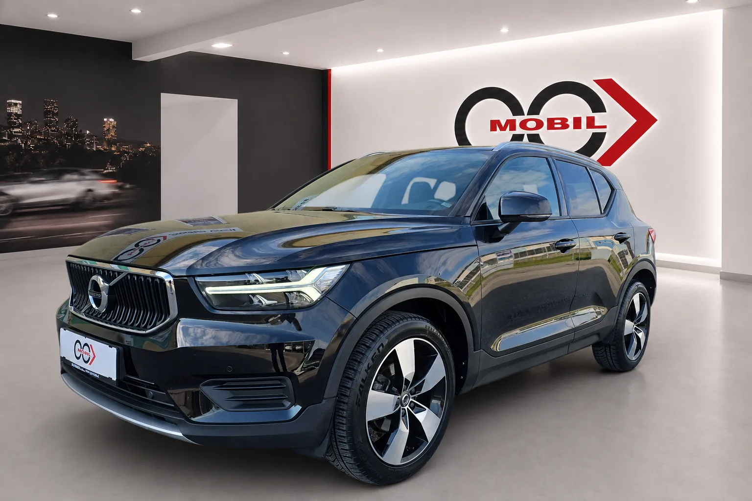 Zunanja slika - Volvo XC40 - D3 Momentum Pro Avt. - LED.kamera.asistence.navi - 1