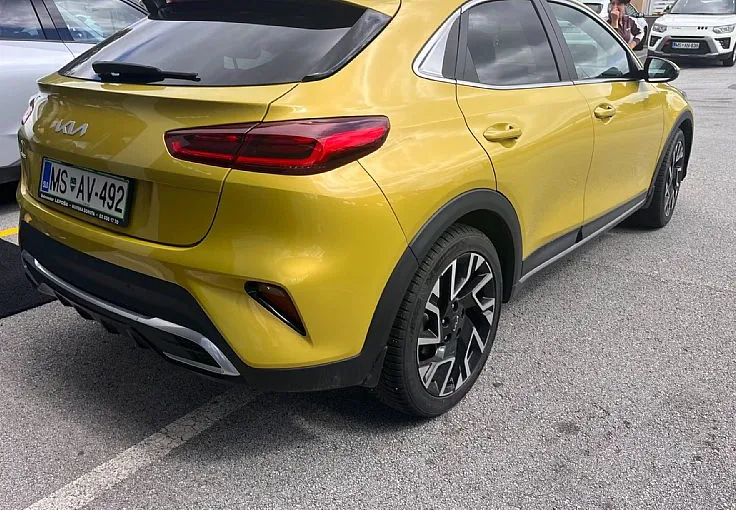 Zunanja slika - KIA XCeed - 1.5 T-GDI WAY - 7