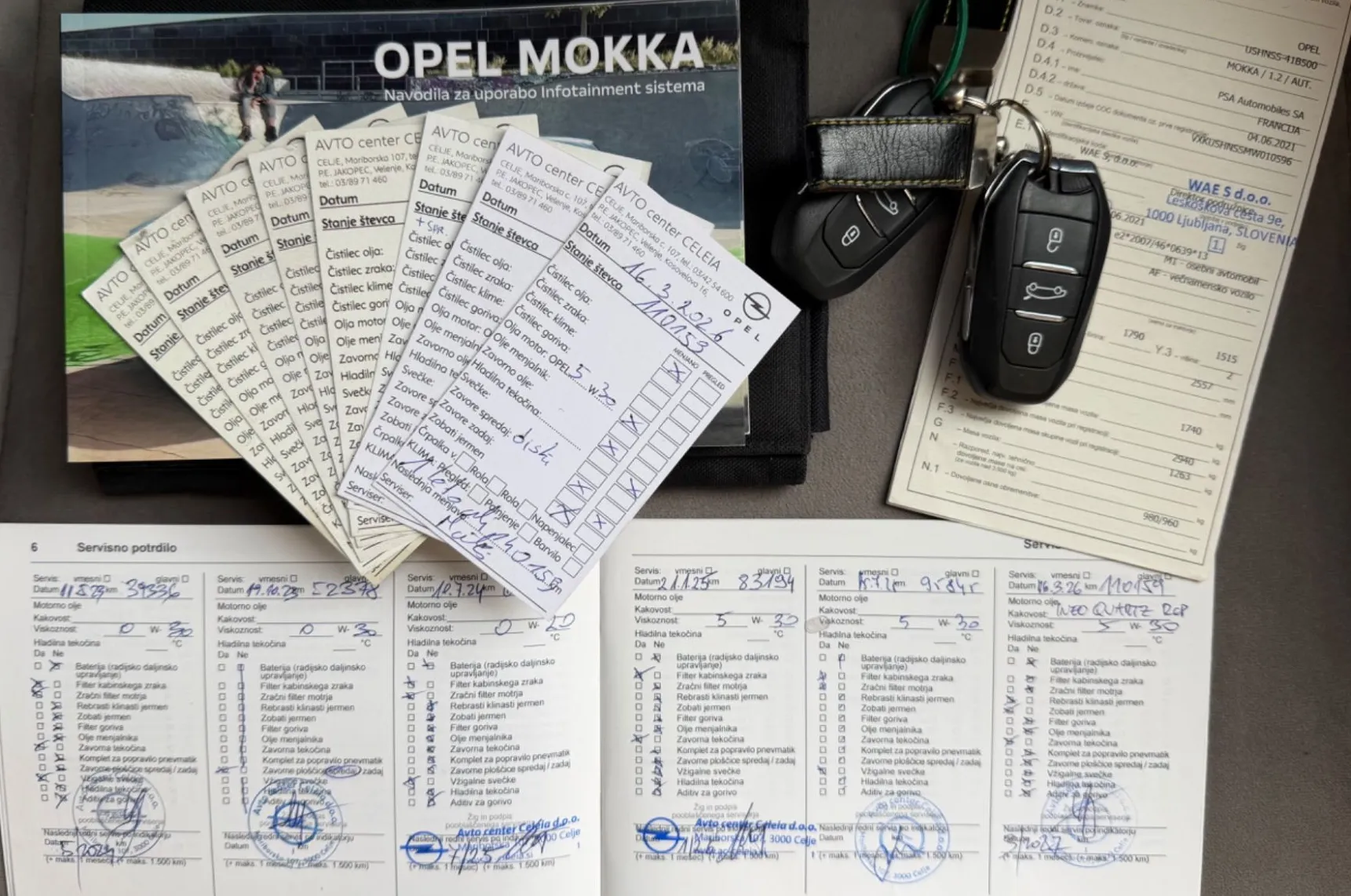 Zunanja slika - Opel Mokka - 1.2 GS LINE SLO-AUT-NAVI-KAMERA-ALU-VELIK SERVIS - 13