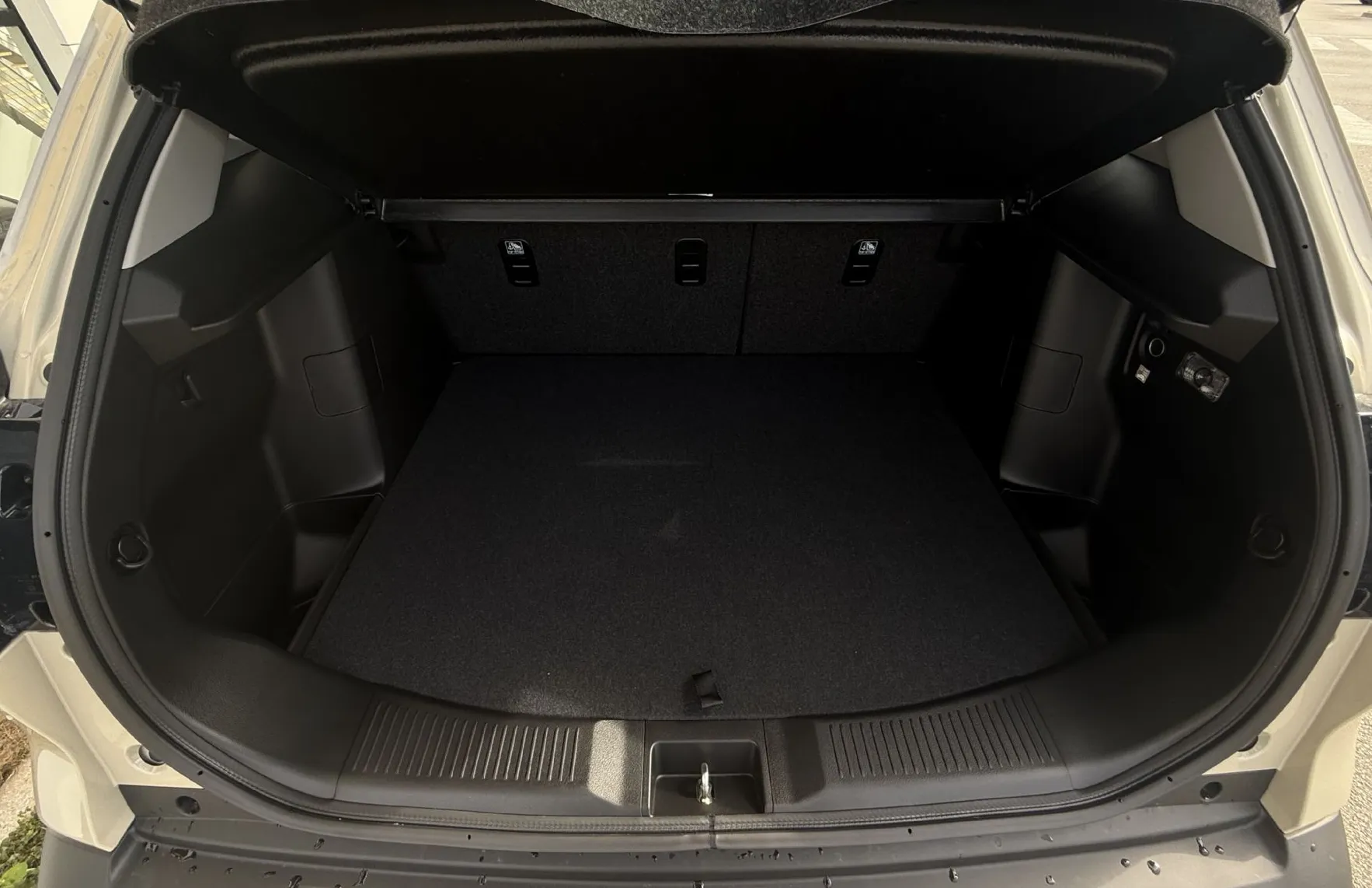 Zunanja slika - Suzuki S-Cross - 1.4 Boosterjet AllGrip Hibrid SPECIAL EDITION - 10