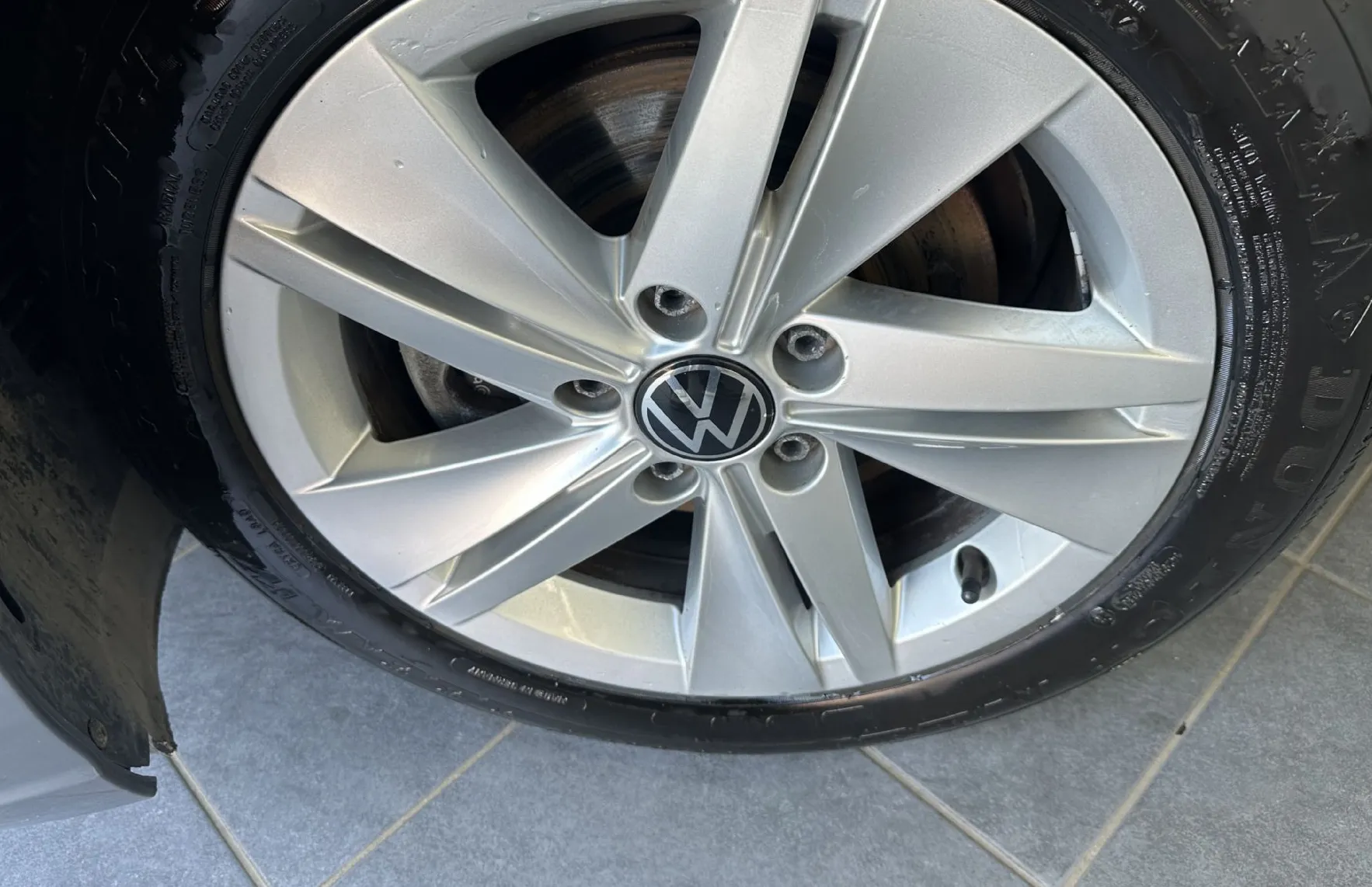 Zunanja slika - VW Golf - 1.5 TSI 96 KW.NEMŠKI+4 ALU.KAMERA.NAVI.111.000 KM - 13