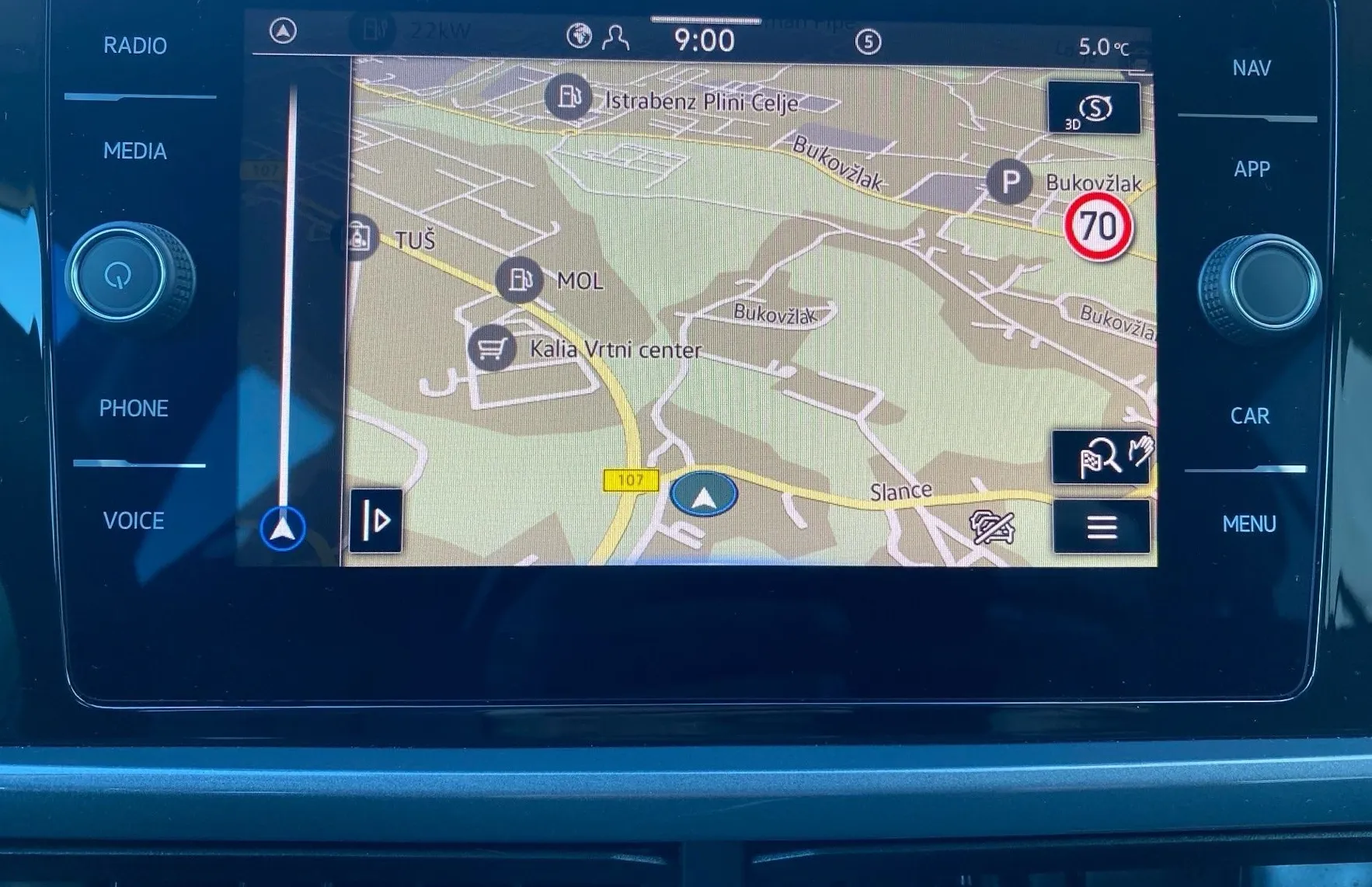 Zunanja slika - VW T-Roc - 1.5 TSI DSG Style Navigacija kamera zim. paket - 18