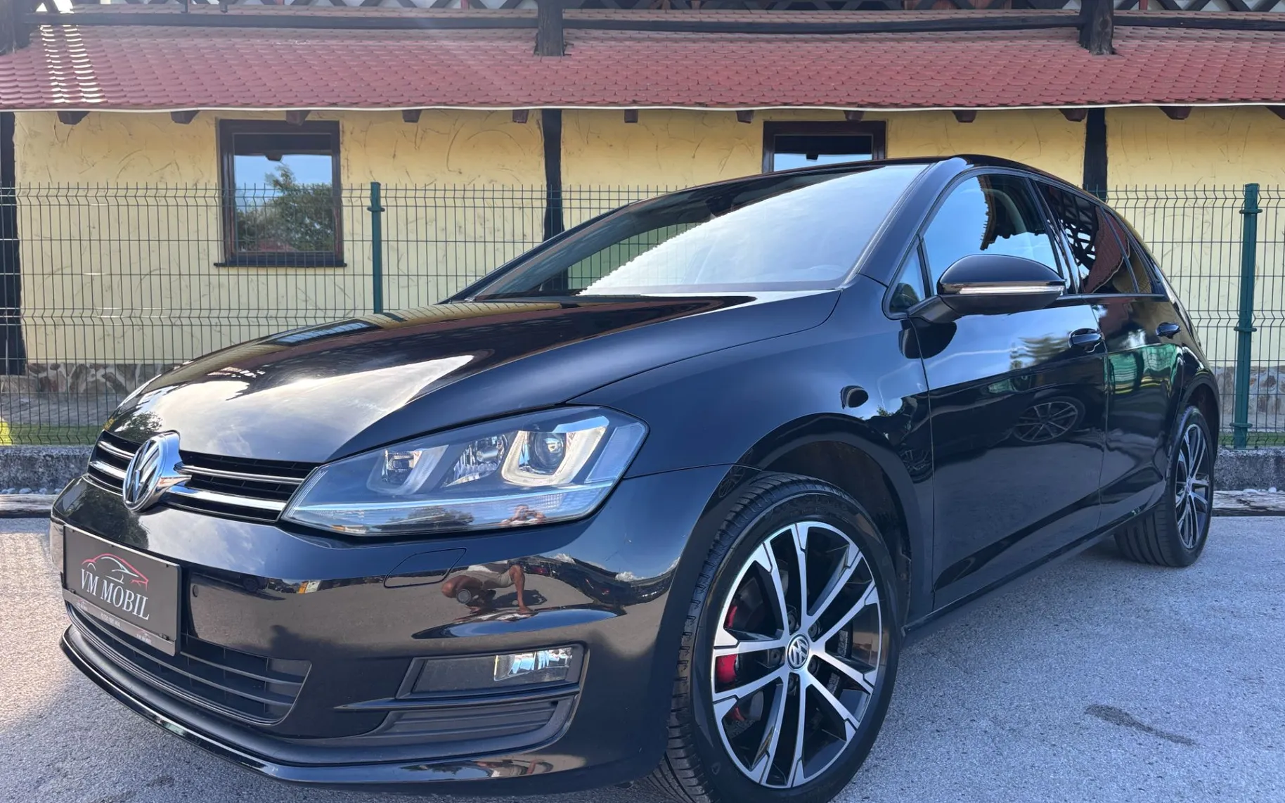 Zunanja slika - Volkswagen Golf - 1,6 TDI BMT-HIGHLINE-XENON-KAMERA-TEMPO-17COL-TOP - 1
