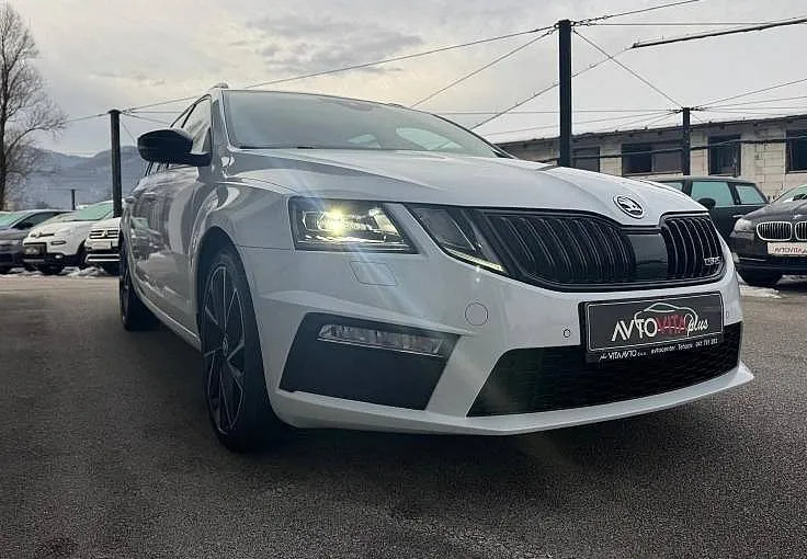Zunanja slika - Škoda Octavia - RS 2.0 TDI DSG  kW 4X4 Virtual Navi Radar Kamera . - 3