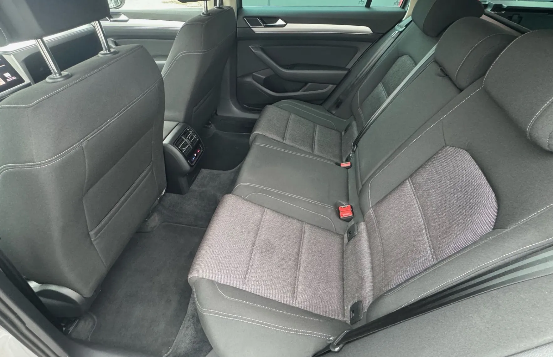 Zunanja slika - Volkswagen Passat - Variant 2.0 TDI Comfortline Led žarometi - 9