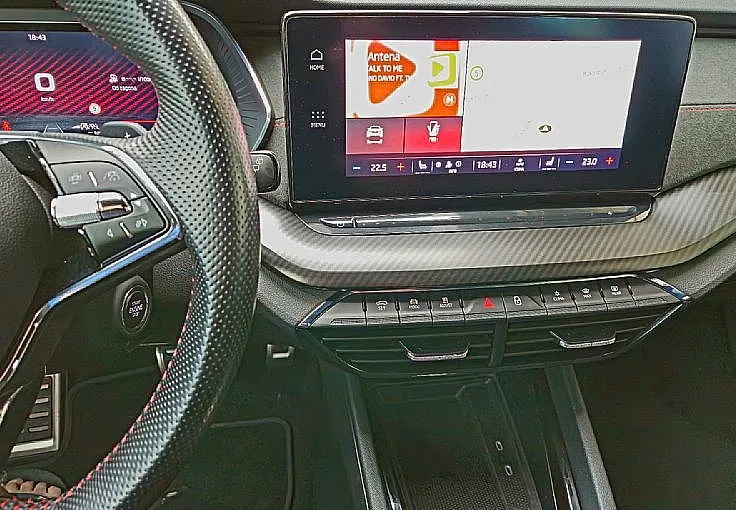 Zunanja slika - Škoda Octavia - 2.0 TDI RS DSG+ALU19+MATRIX+ACC+HEADUP+KLJUKA - 6