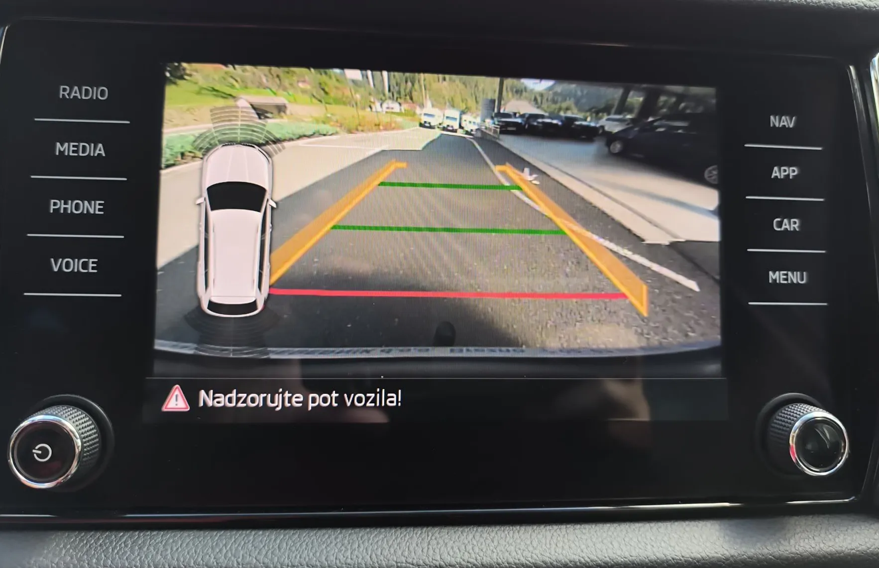 Zunanja slika - Škoda Kodiaq - 2.0 TDI 150 PS DSG - 2. LAST.- NAVI - ALU - VK - 15