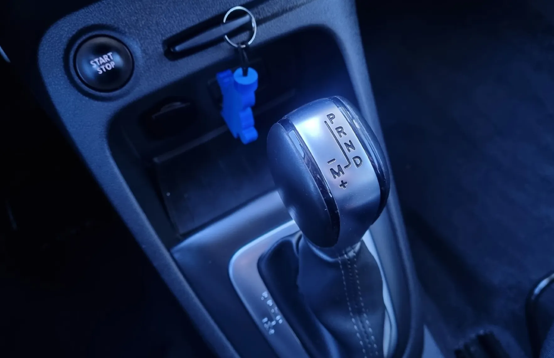 Zunanja slika - Renault Captur - Intens TCe 150 AVTOMATIK +VLEČNA KLJUKA+SERVISNA - 13