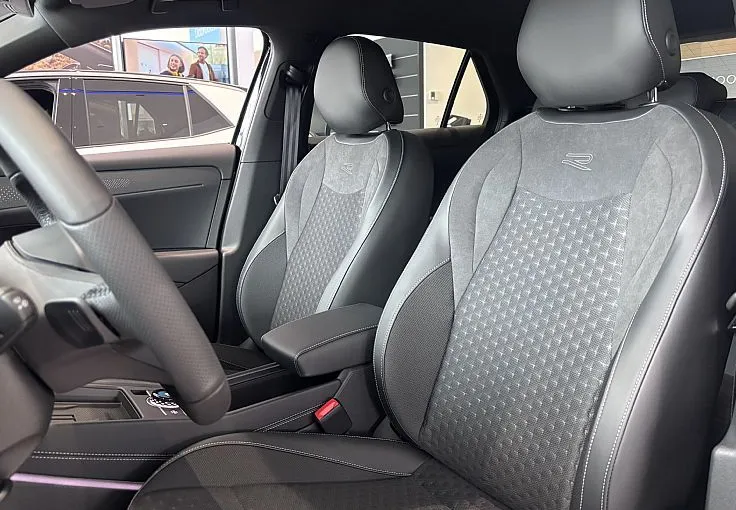 Zunanja slika - Volkswagen T-Roc - R-Line 1.5 eTSI DSG - 9