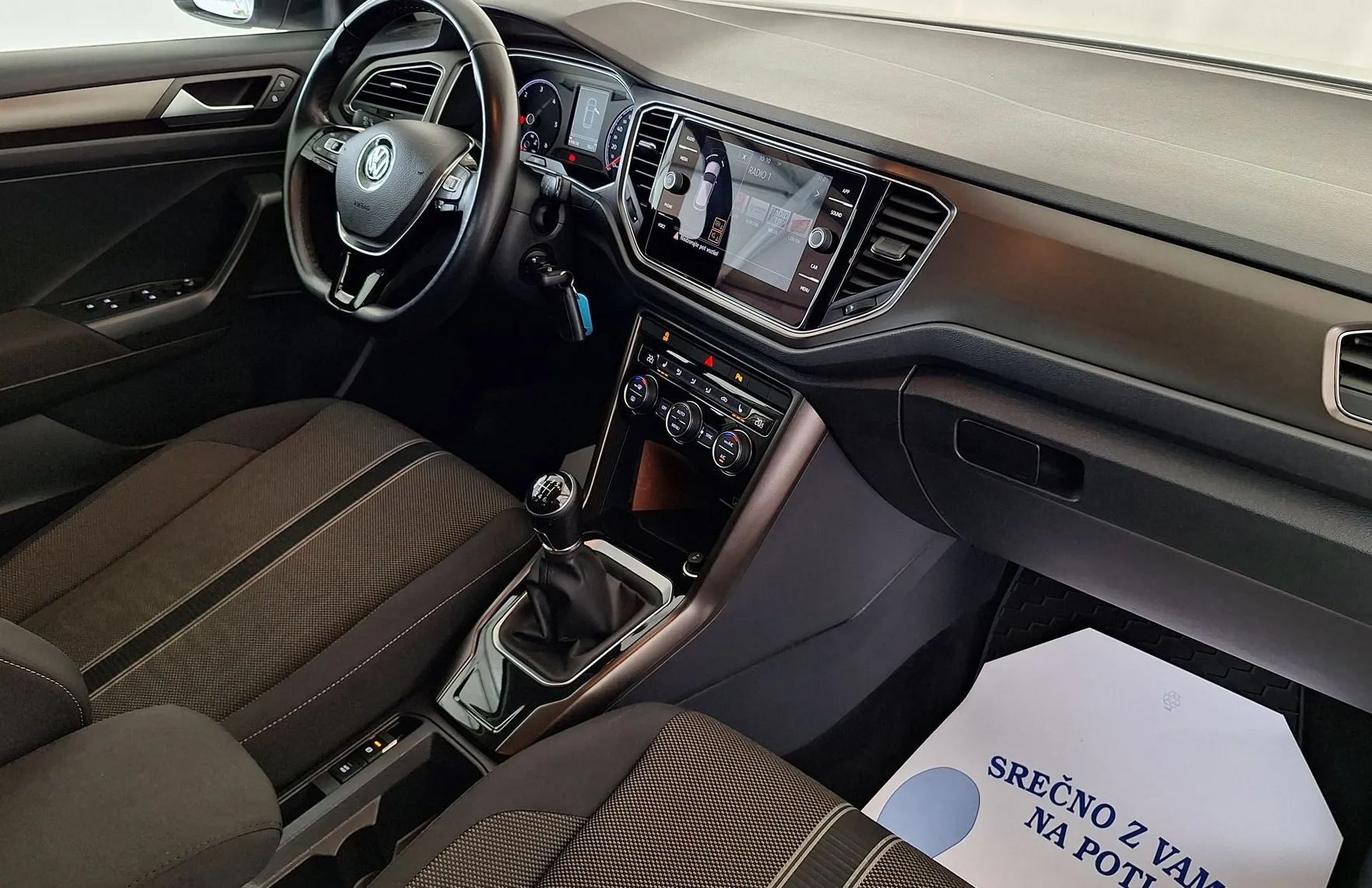 Zunanja slika - Volkswagen T-Roc - 1.6 TDI Comfortline•SLO•GRETJE SEDEŽEV•KAMERA•PDC• - 10