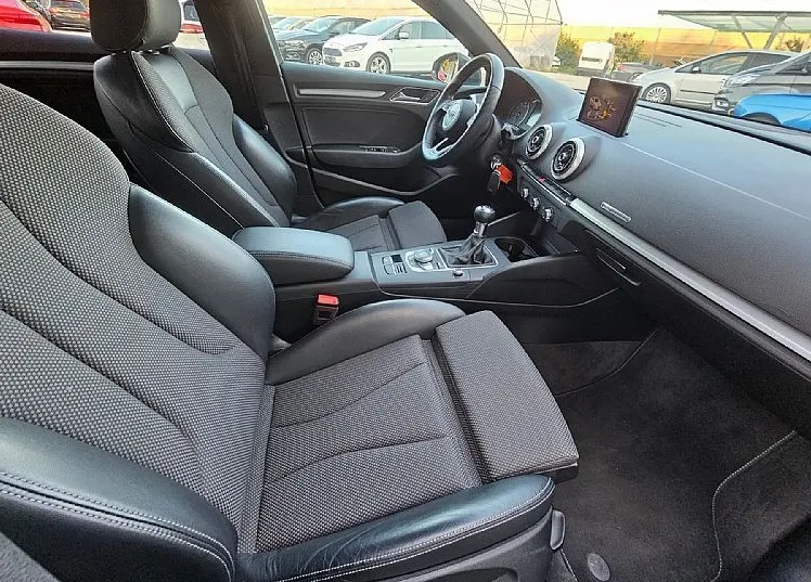 Zunanja slika - Audi A3 - 30 TFSI LIMUZINA S-LINE LED-ALU PLATIŠČA-USNJE - 12