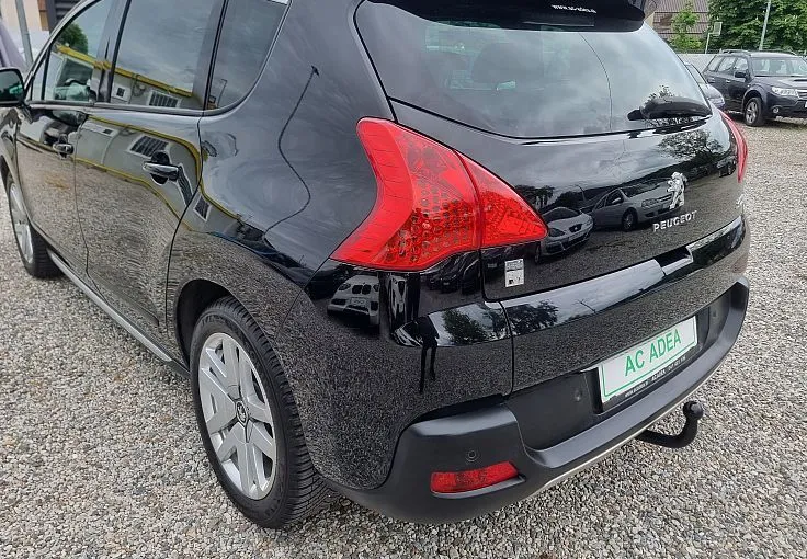 Zunanja slika - Peugeot 3008 - HYBRID 4X4 2.0 HDi+elektromotor - BREZ POLOGA - 3