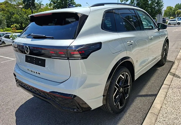 Zunanja slika - Volkswagen Tiguan - 2.0 TDI BMT 4Joy DSG - 5