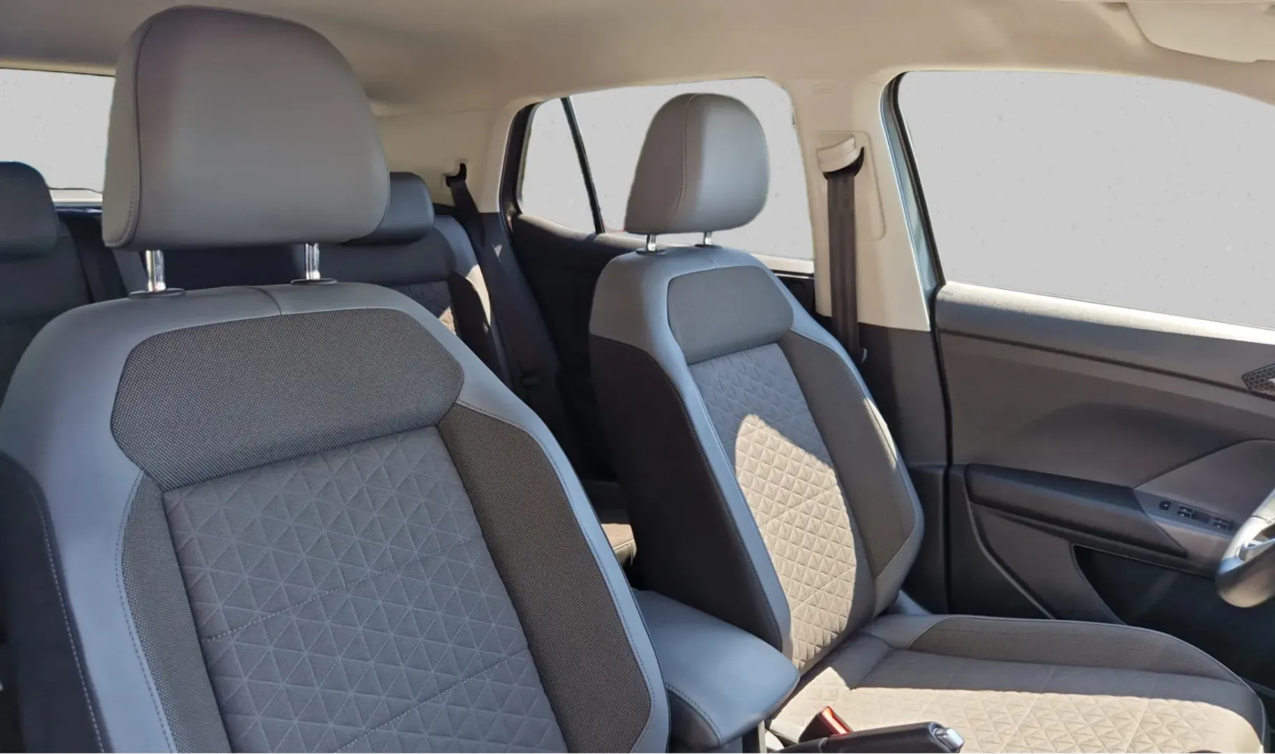 Zunanja slika - VW T-Cross - 1.0 TSI - 13