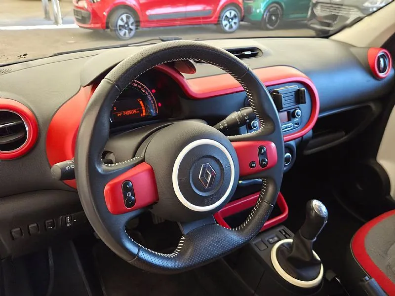 Zunanja slika - Renault Twingo - SCe 70 Limited 1.LASTNIK SLO.POREKLO - 10