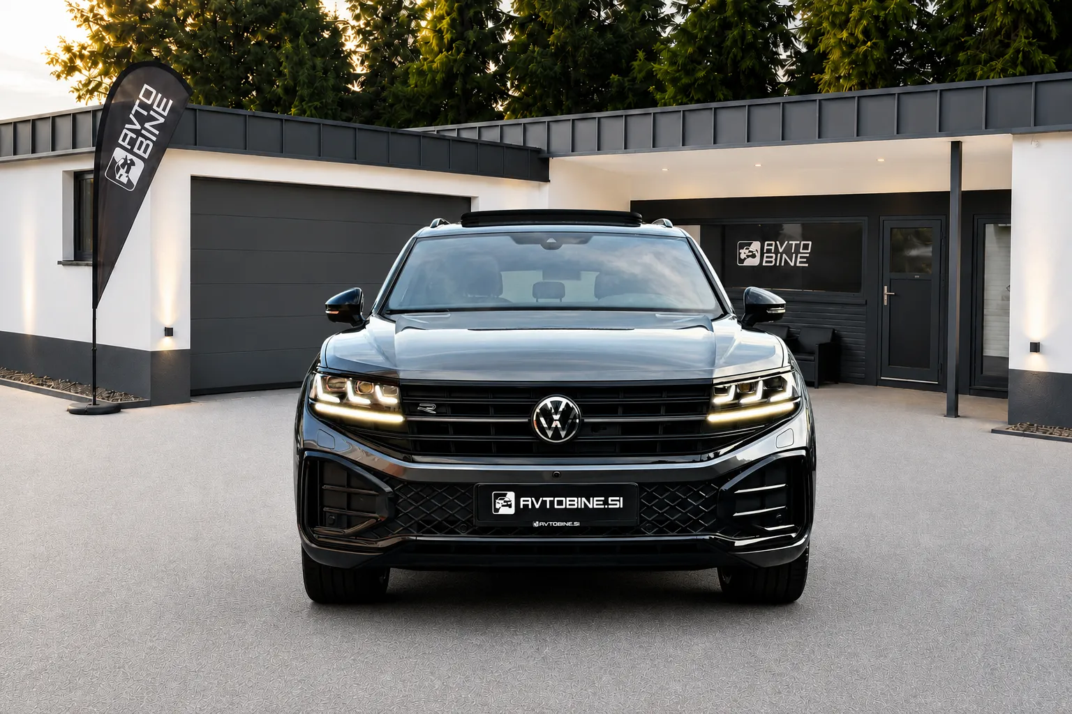 Zunanja slika - Volkswagen Touareg - 4MOTION•R-LINE•PANO•MASAŽA•ZRAČNO•1LASTNIK•KOT N - 7