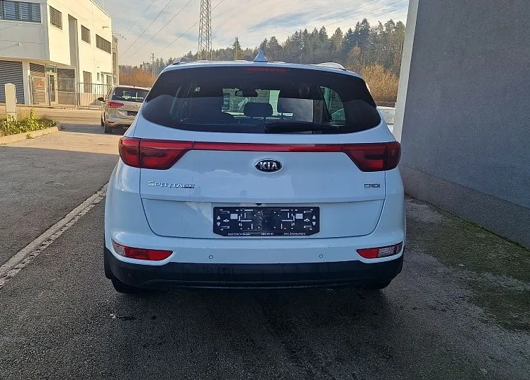 Zunanja slika - KIA Sportage - 1.7 CRDi LX City. 6M T-SLO-1.LASTNIK-KAMERA.... - 5