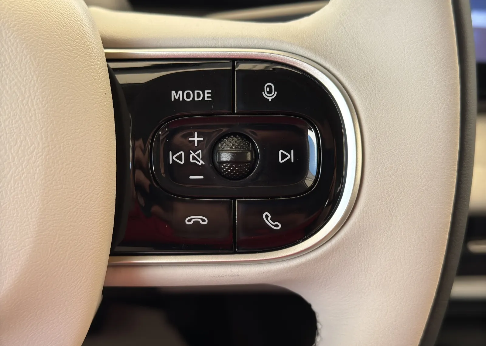 Zunanja slika - Dongfeng Box - 42.3 kWh + 360 kamera + tempomat + memory + 7200€ - 10
