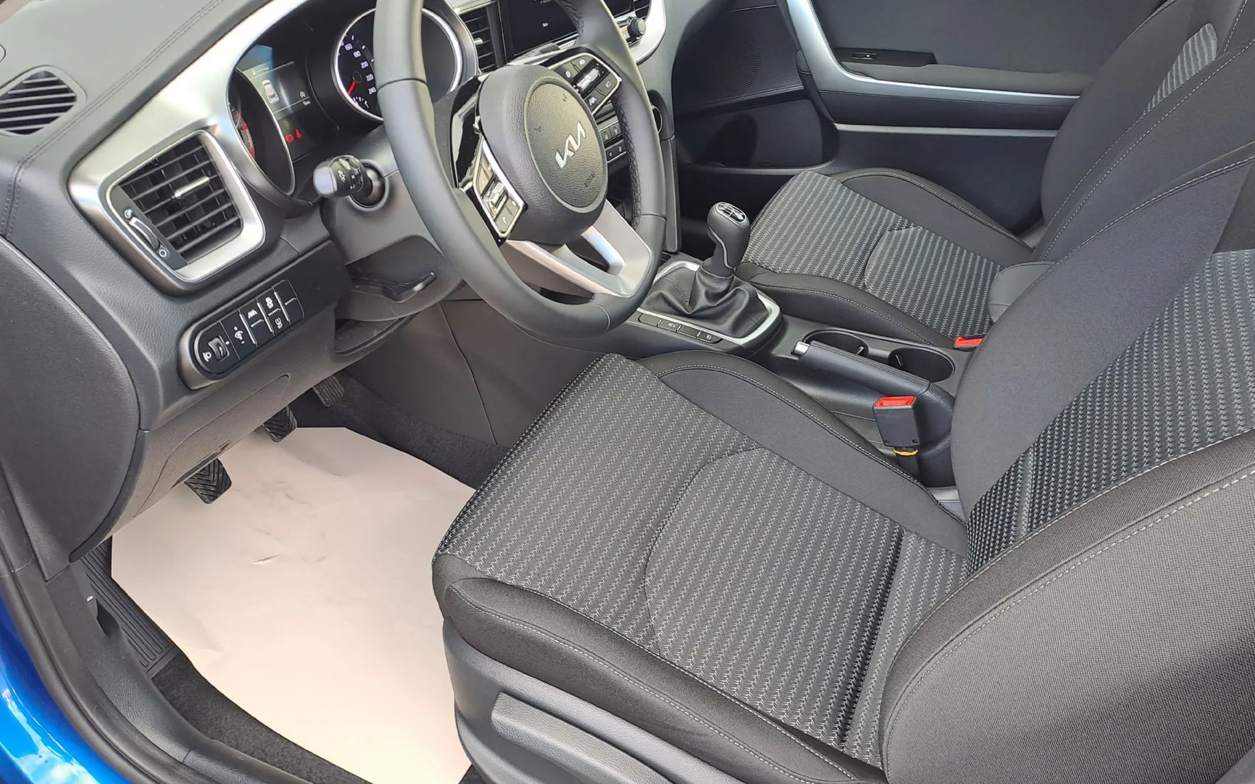 Zunanja slika - KIA XCeed - 1.0 T-GDi LX SMART ISG. M T 84.6 kW - 4