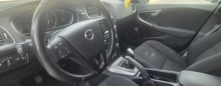 Zunanja slika - Volvo V40 - 2.0 + BREZ POLOGA TUDI ZA TUJCE Z VIZO - 7