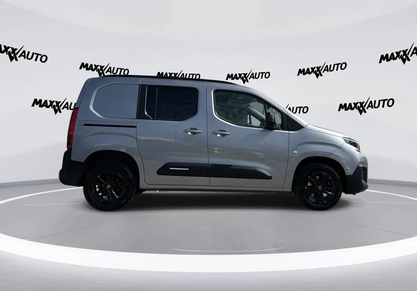 Zunanja slika - Citroën Berlingo - 1.5 BlueHDI 130 S S Max MT... - 4