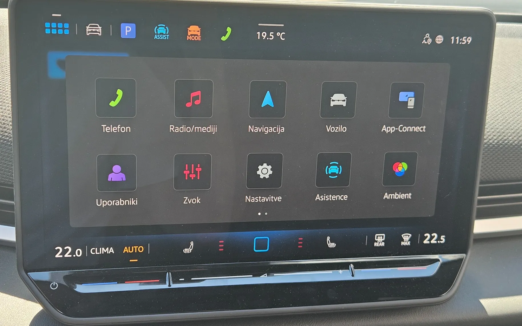 Zunanja slika - Volkswagen T-Roc - 1.5 eTSI Style DSG - 12