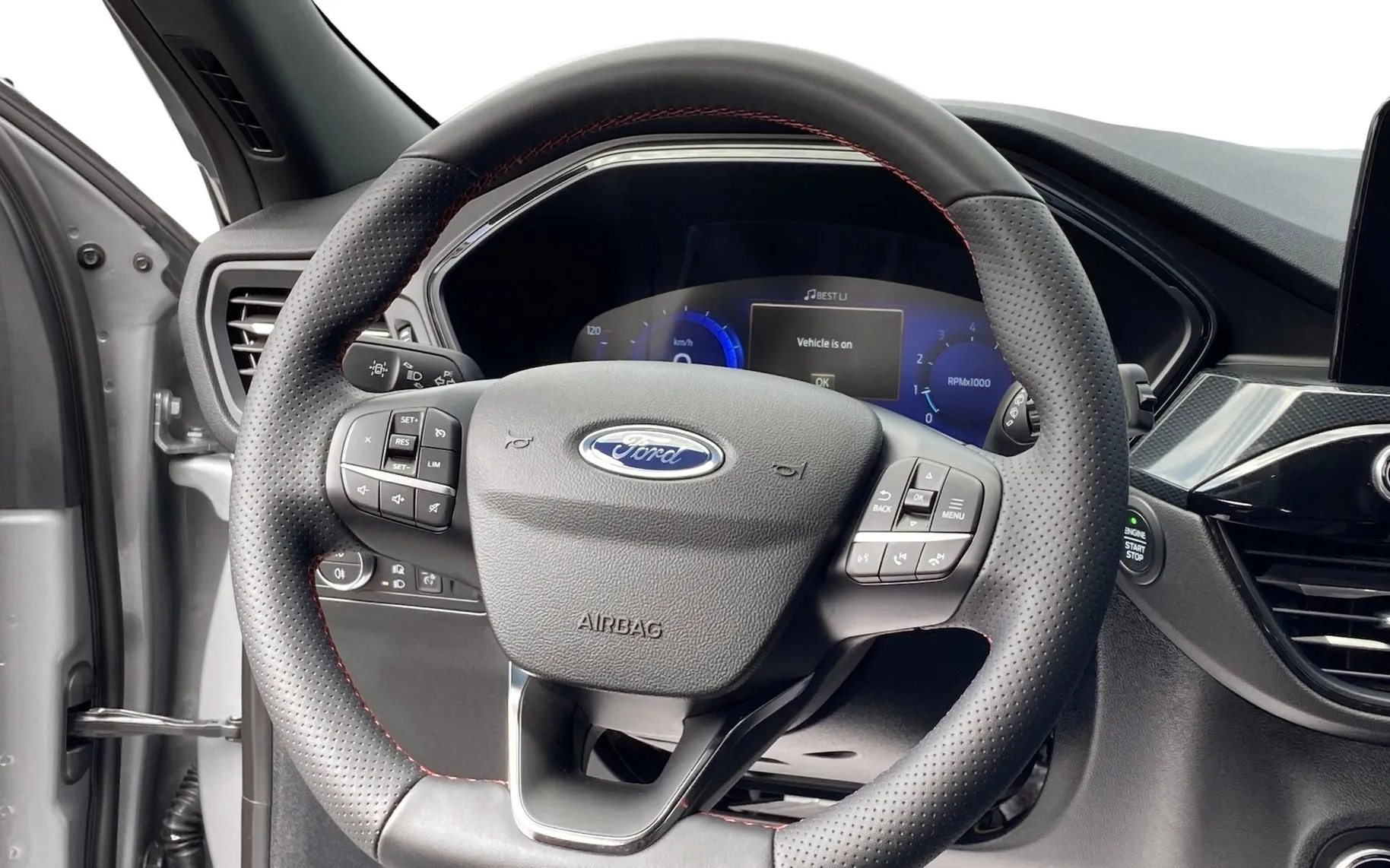 Zunanja slika - Ford Kuga - ST-LINE 1.5 EcoBoost-NAVI-SLO-KAMERA-KEYLESS - 10