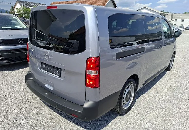 Zunanja slika - Opel Zafira - vivaro 2.2 diesel avtomatik - 9 SEDEŽEV - 3
