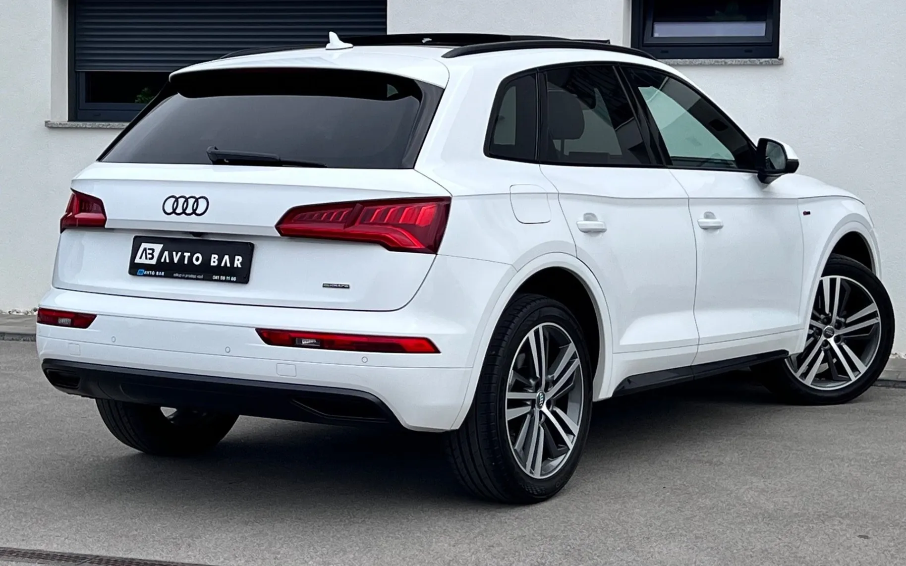 Zunanja slika - Audi Q5 - 2.0 TDI+3xS-Line+VIRTUAL+Q+PANO+ACC+AMBI - 6