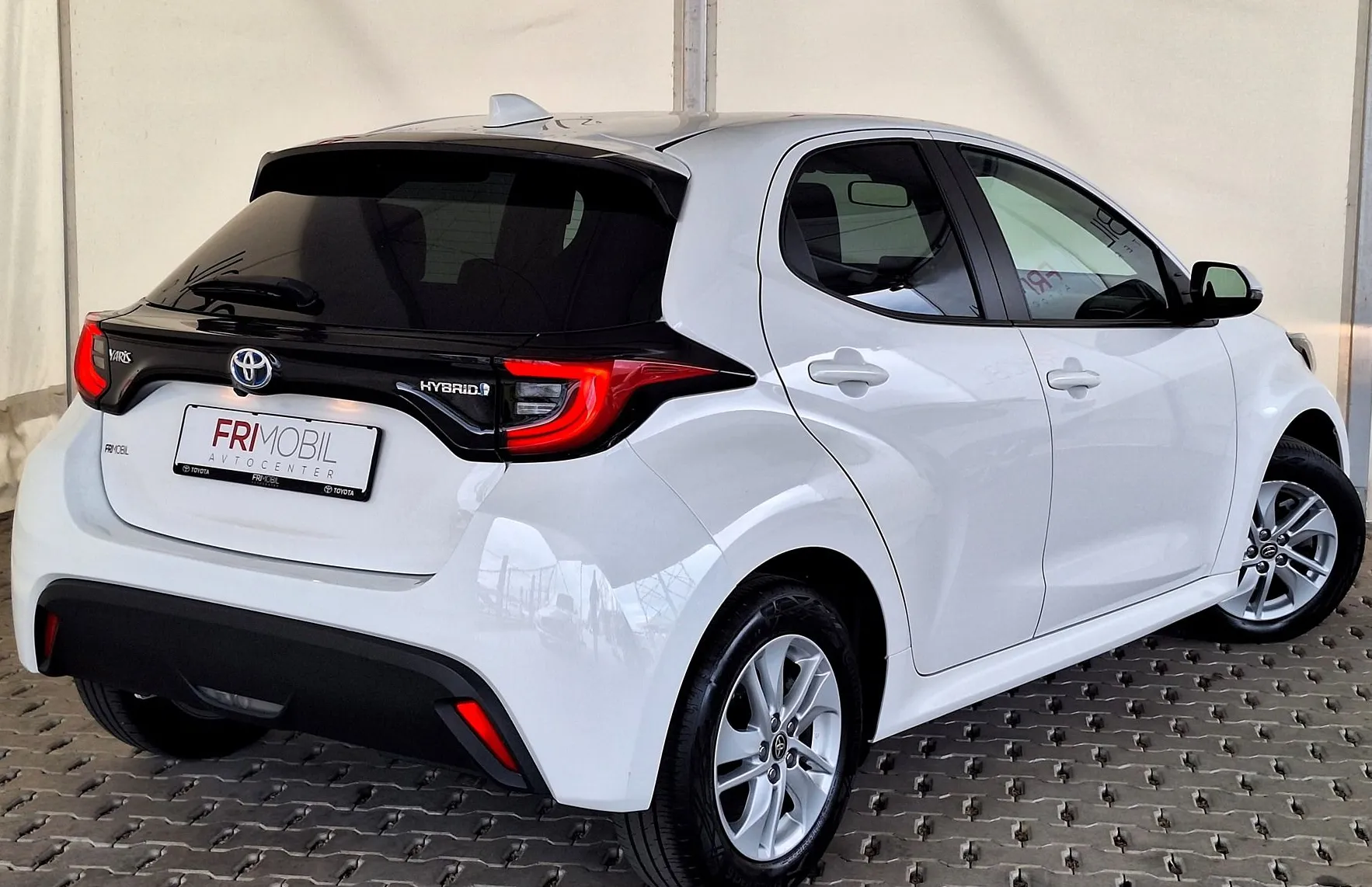 Zunanja slika - Toyota Yaris - 1.5 VVT-i hibrid Sol MY22 E-CVT - 3