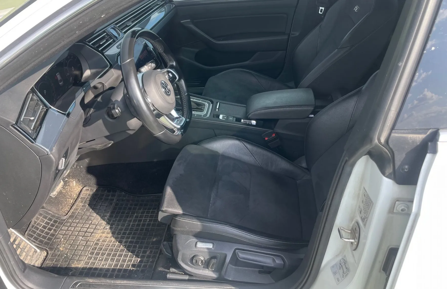 Zunanja slika - VW Arteon - 2.0 TDI R-Line DSG LED. NAVI. ACC. KAMERA. PDC - 8