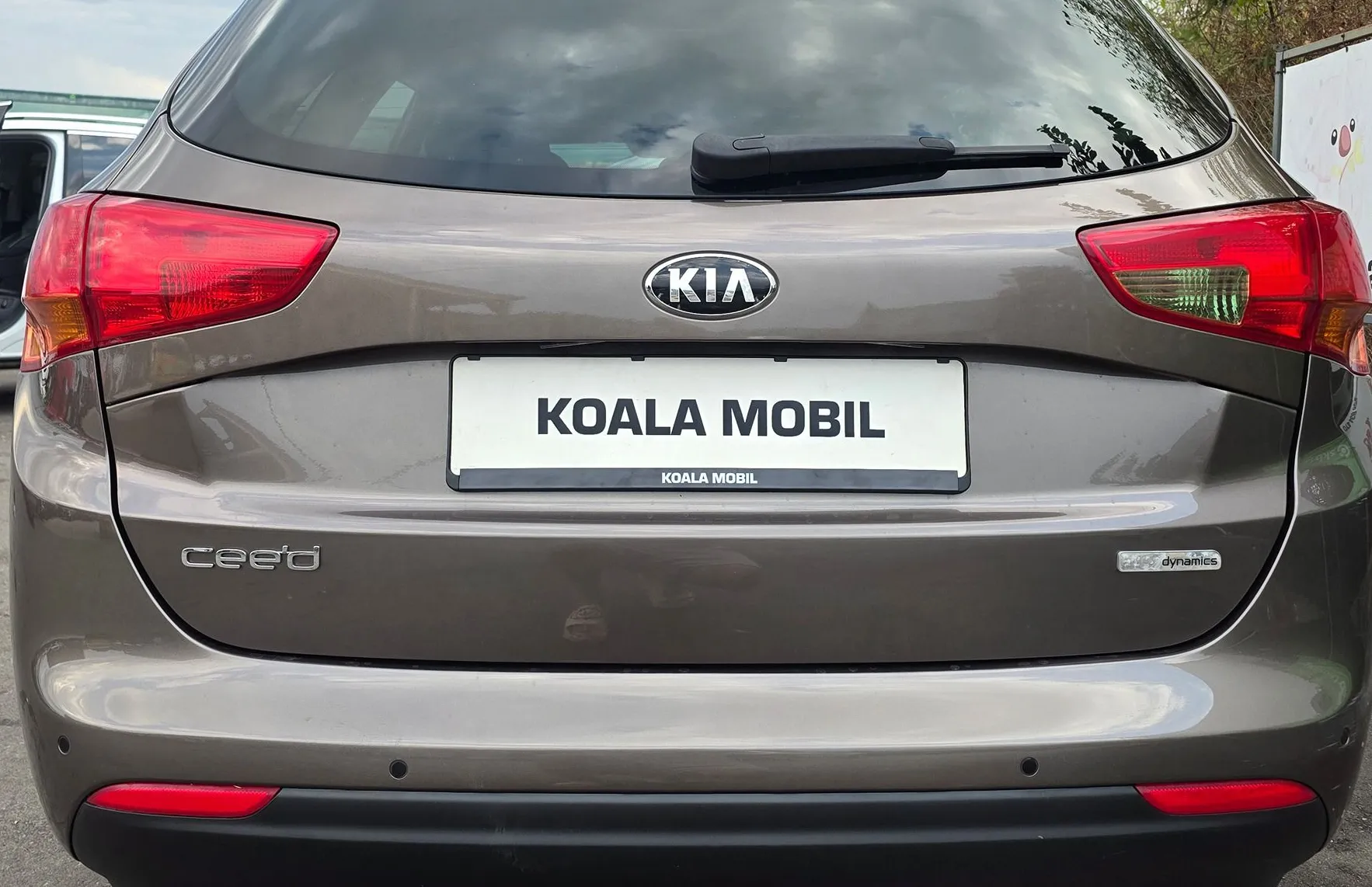 Zunanja slika - KIA Ceed - 1.6 CRDi STYLE ALU PLATIŠČA-PDC-KLIMA-SLO - 5