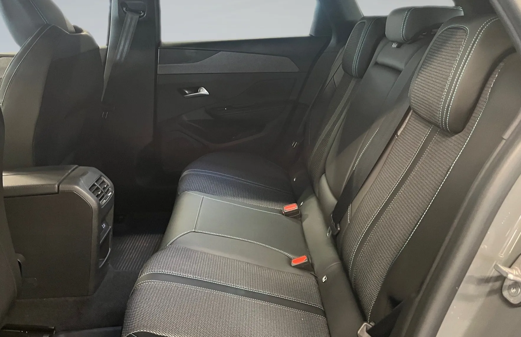 Zunanja slika - Peugeot 308 - SW 1.2 MHEV  136  145 e-DCT Allure Avt. - 11