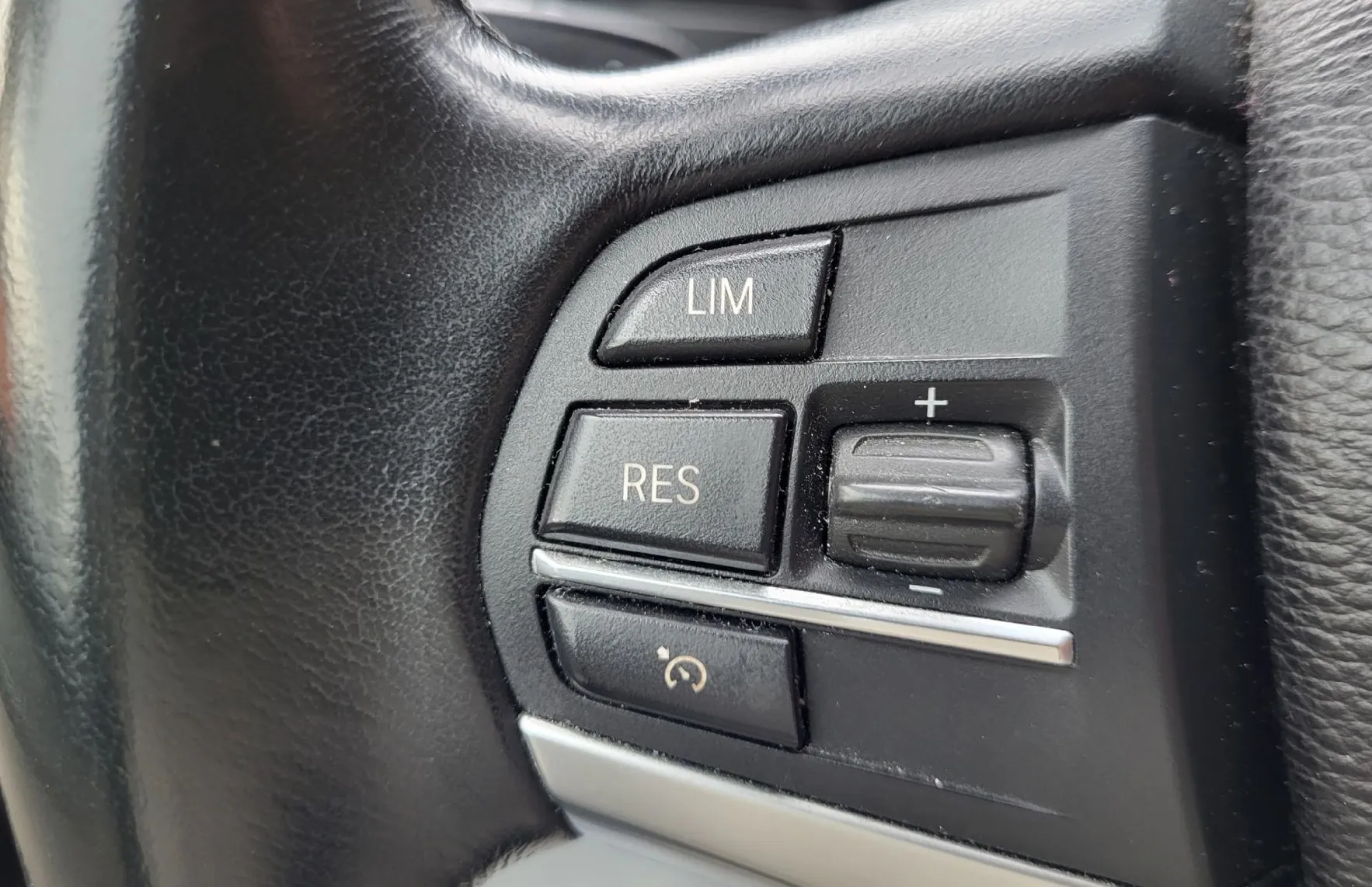 Zunanja slika - BMW X5 - serija : xDrive25d xenon-navi-alu-pdc-kamera-usnje-vl.kljuk - 11