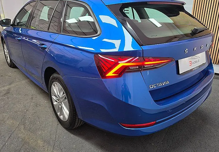 Zunanja slika - Škoda Octavia - Combi 2.0 TDI Ambition DSG ACC-LED-KAMERA-LANE- - 4