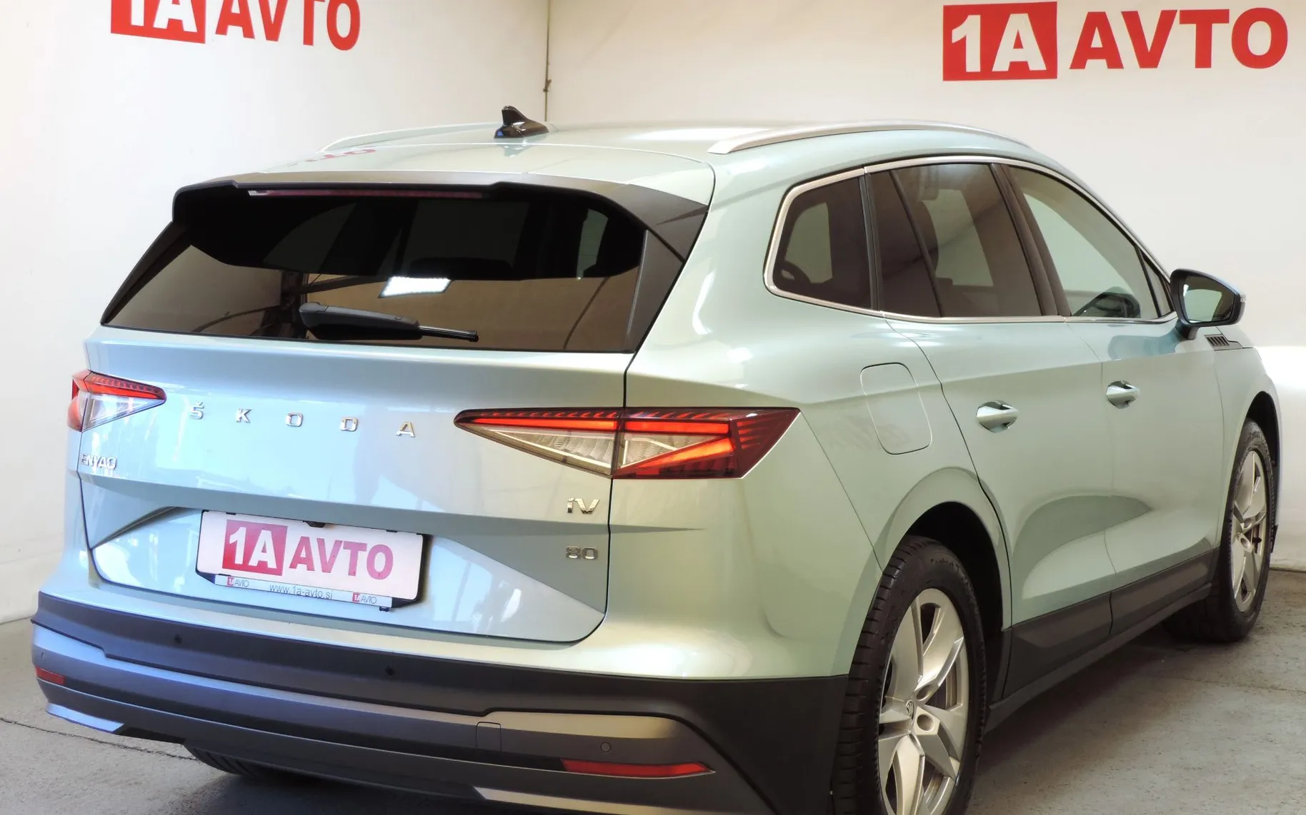 Zunanja slika - Škoda Enyaq - 80 USNJE-ACC-KAMERA-MRTVI KOTI - 5