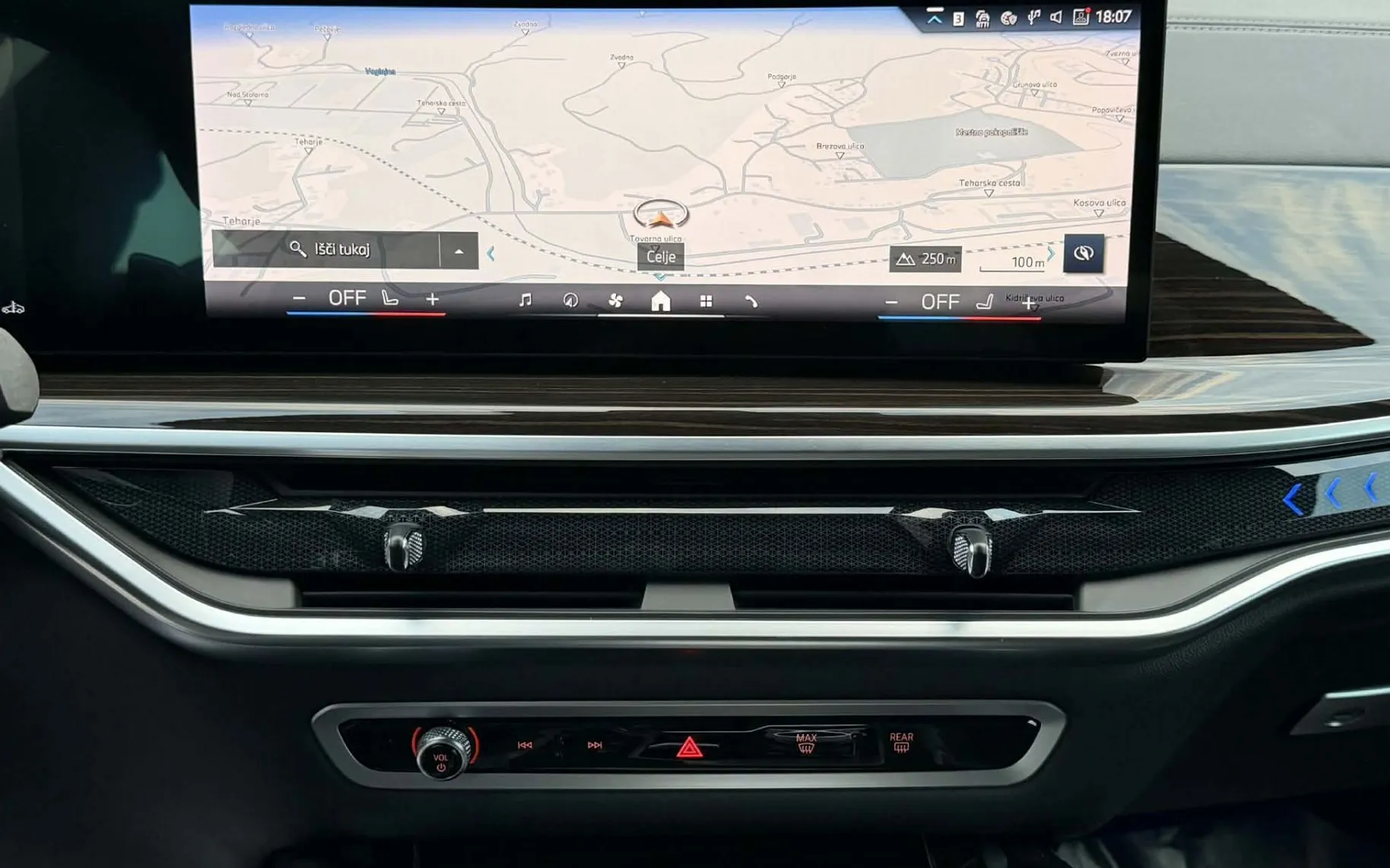 Zunanja slika - BMW X6 - serija : 3.0XD-M PAKET-ZRAČNO-LASER-ACC-KEYLES-360KAMERA- - 11