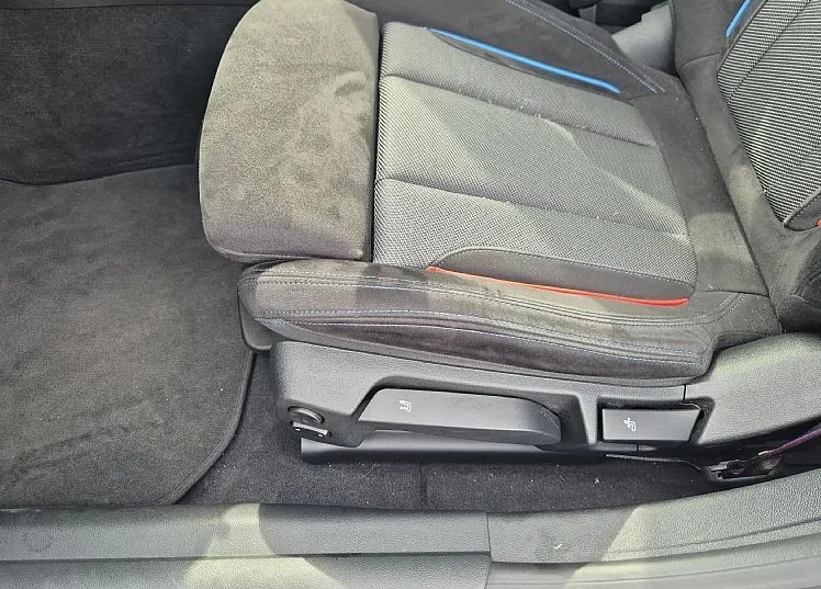 Zunanja slika - BMW i4 - eDrive40 POSEBNA PONUDBA - 11