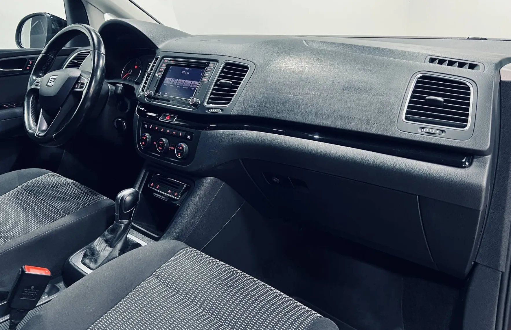 Zunanja slika - Seat Alhambra - 2.0 TDI 110KW DSG STYLE-7SEDEŽEV-NAVI-KAMERA... - 12