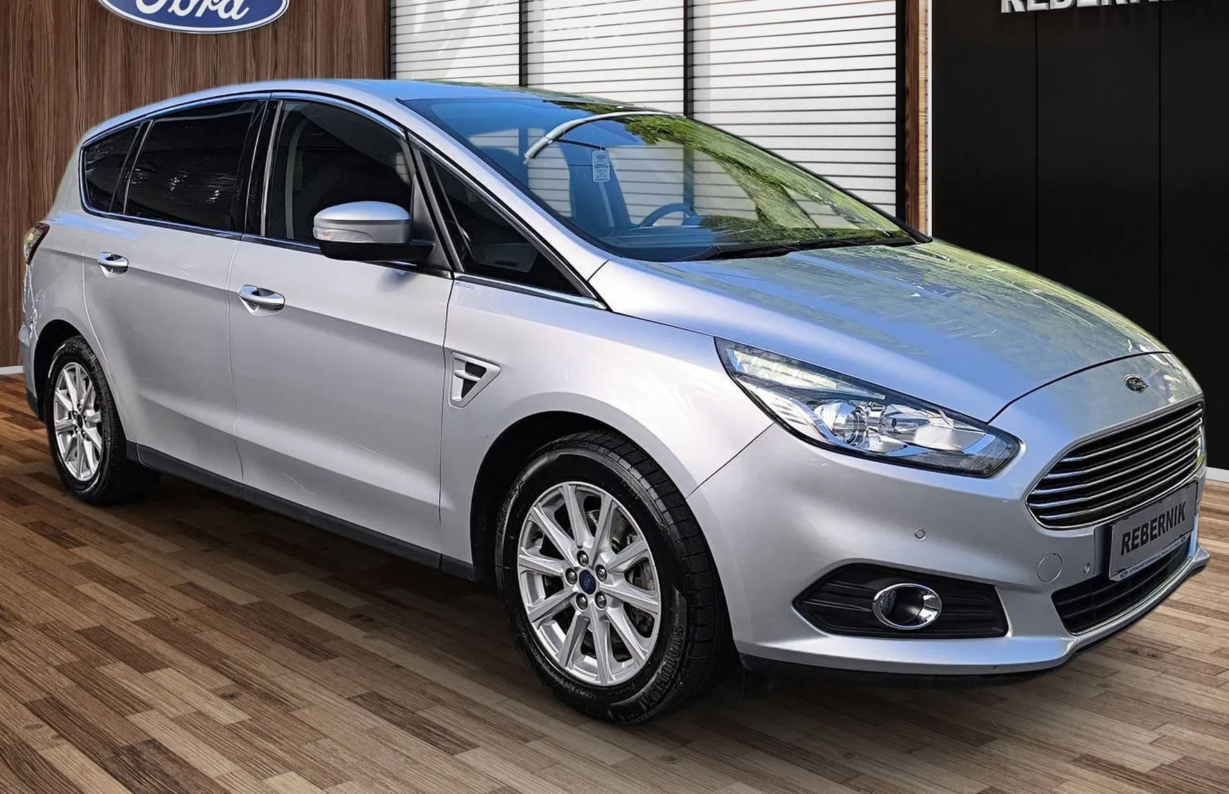 Zunanja slika - Ford S-MAX - TITANIUM 2.0 TDCi 150PS A6-2.LAST-KAM-PDC-DAB - 2