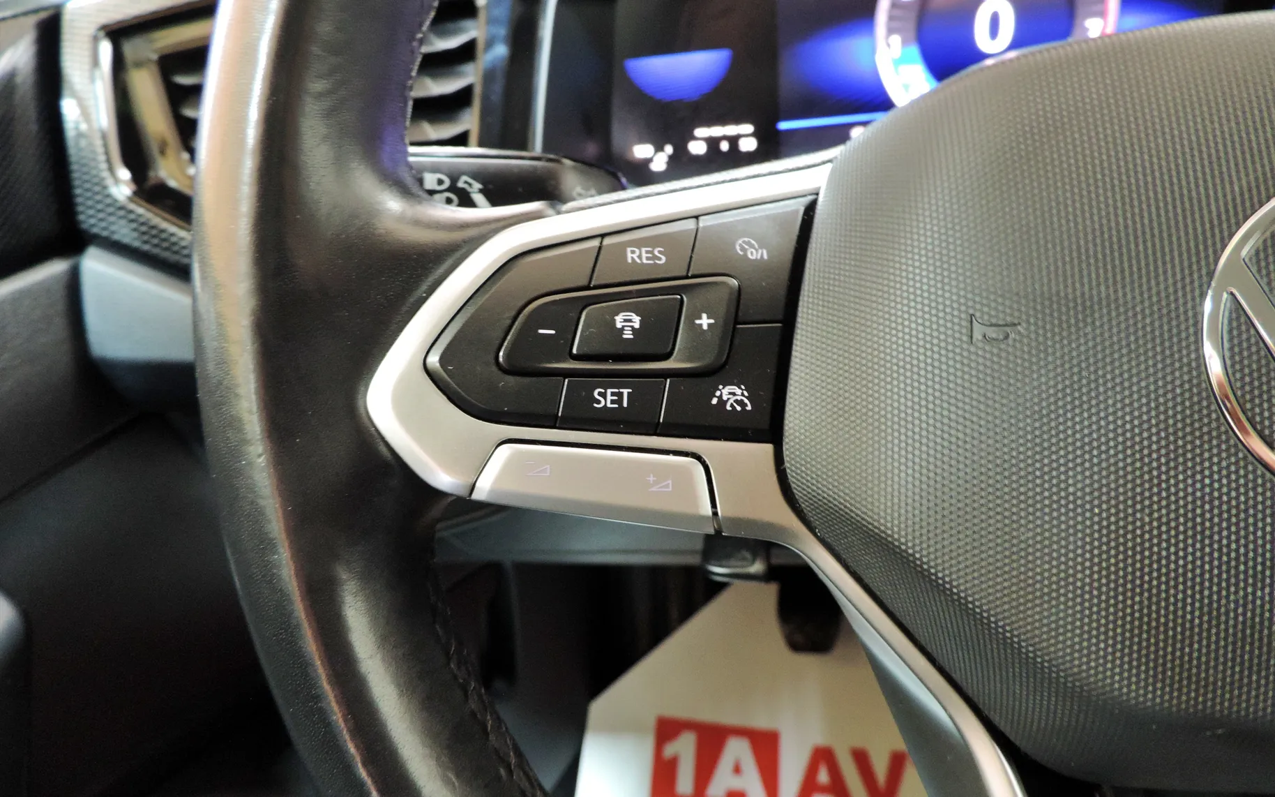 Zunanja slika - Volkswagen Polo - 1.0 TSI Life KAMERA-ACC-GRETJE SEDEŽEV - 33