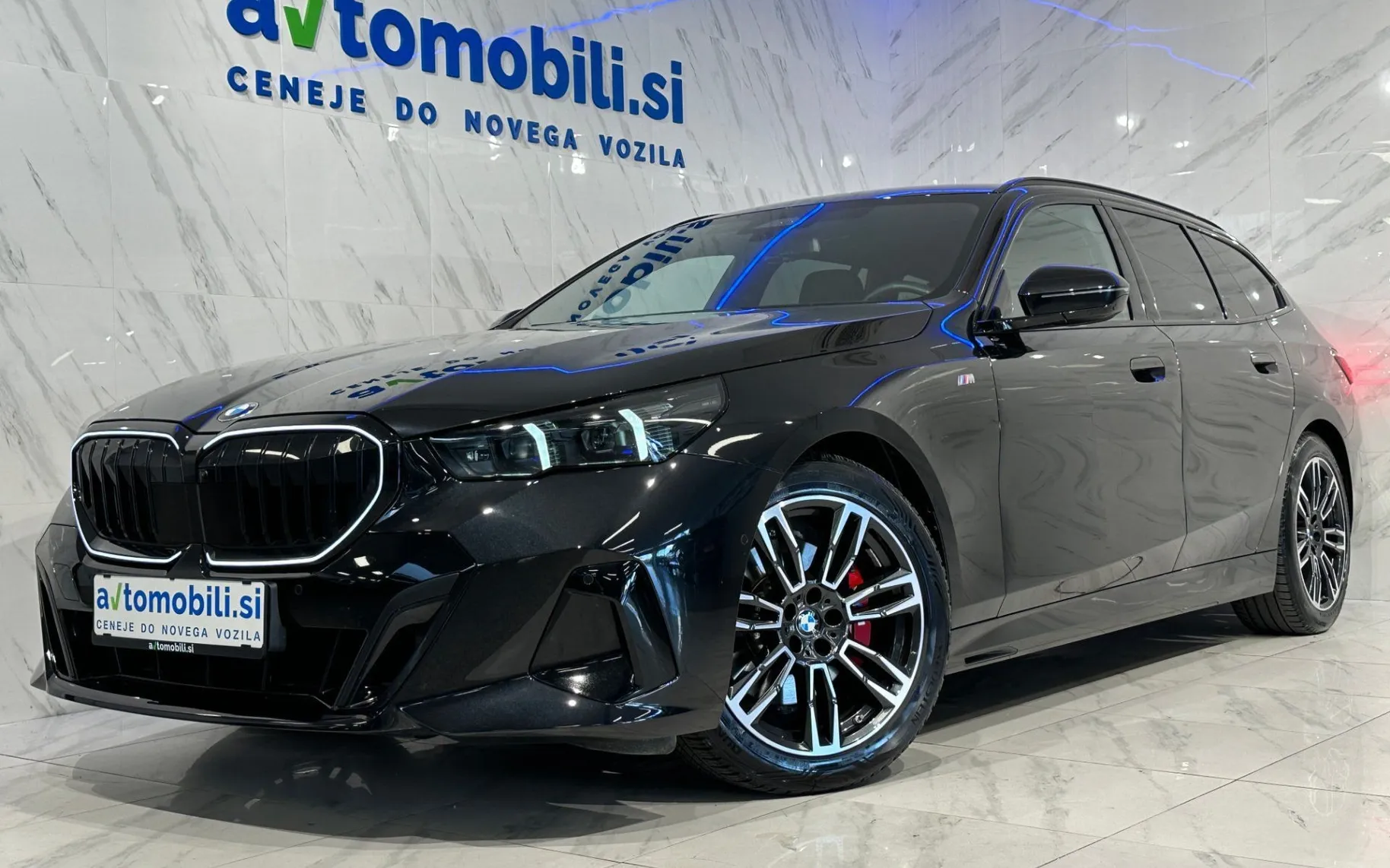 Zunanja slika - BMW serija 5 Touring: - 20d|M-Pro|IconicG|Hlajenje|360K|Harman|HUD|Mem PUD - 1