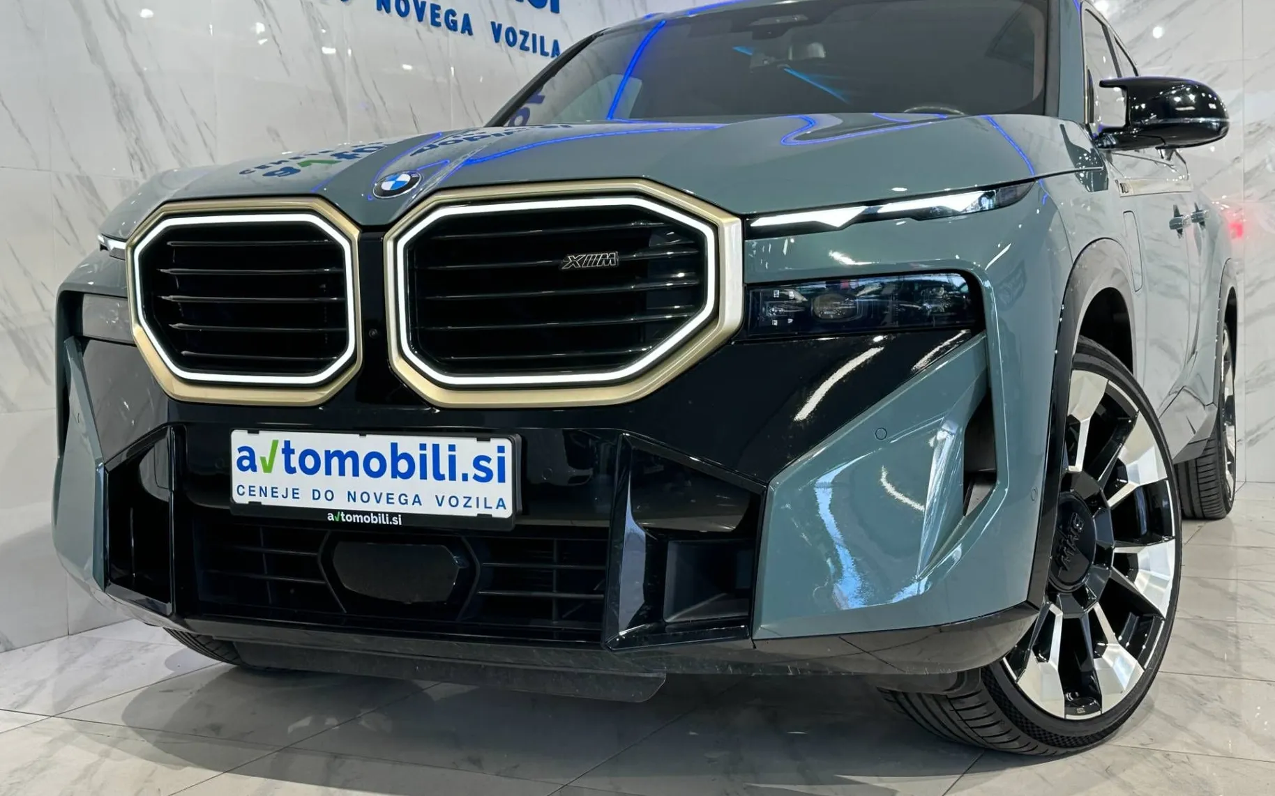 Zunanja slika - BMW XM - 4.4|IconicG|SoftC|Masaža|Hlaj|HUD|Bowers|ACC|360K. - 4
