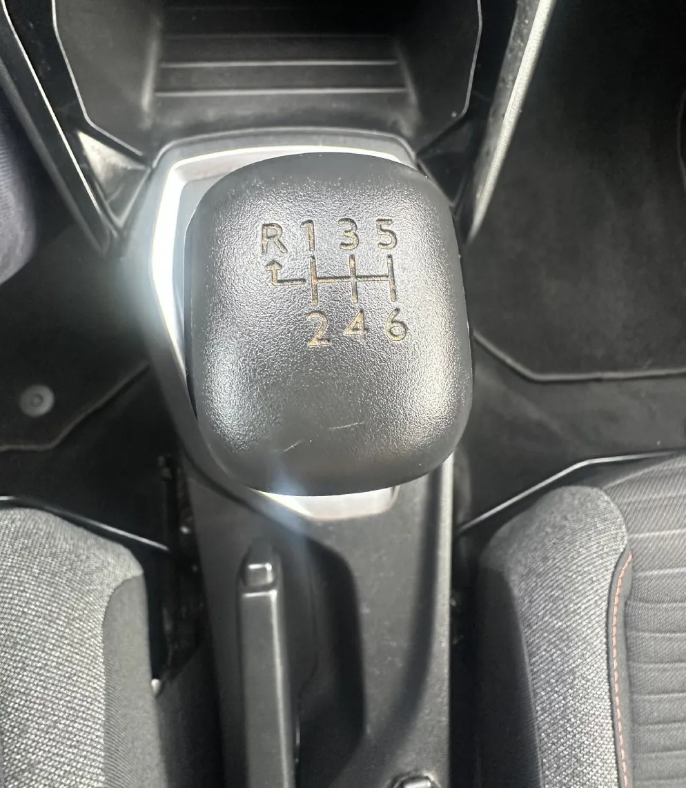 Zunanja slika - Peugeot 2008 - 1.5 BLUEHDI 130 ACTIVE.KAMERA.NAVI.LED.SAMO 90.000 - 12