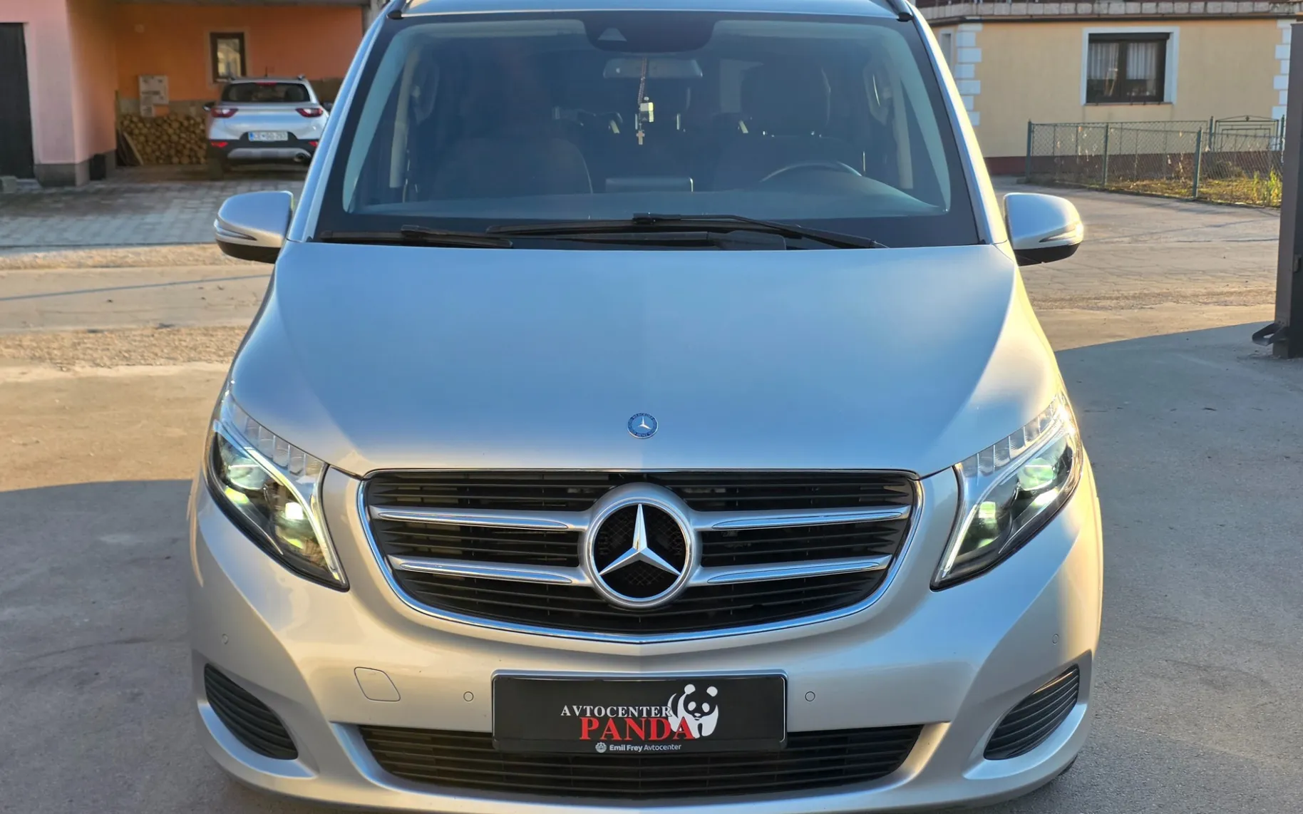 Zunanja slika - Mercedes-Benz V-Razred - Vito V 220 d 4MATIC dolgi Avt. - 7